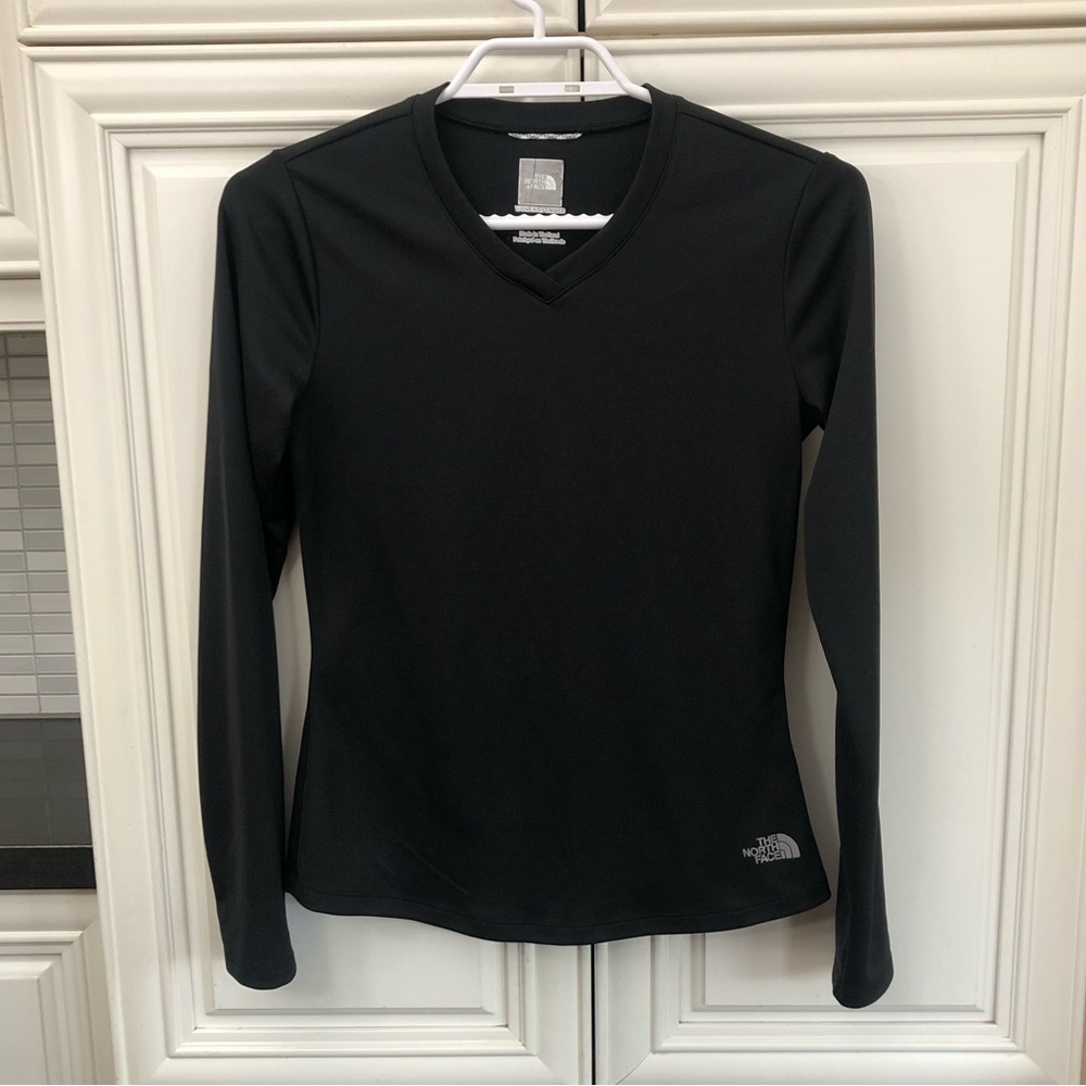 The North Face women’s v-neck base layer